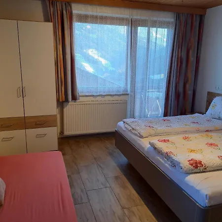 Appartement Haus Gatterer Obertilliach Buitenkant foto
